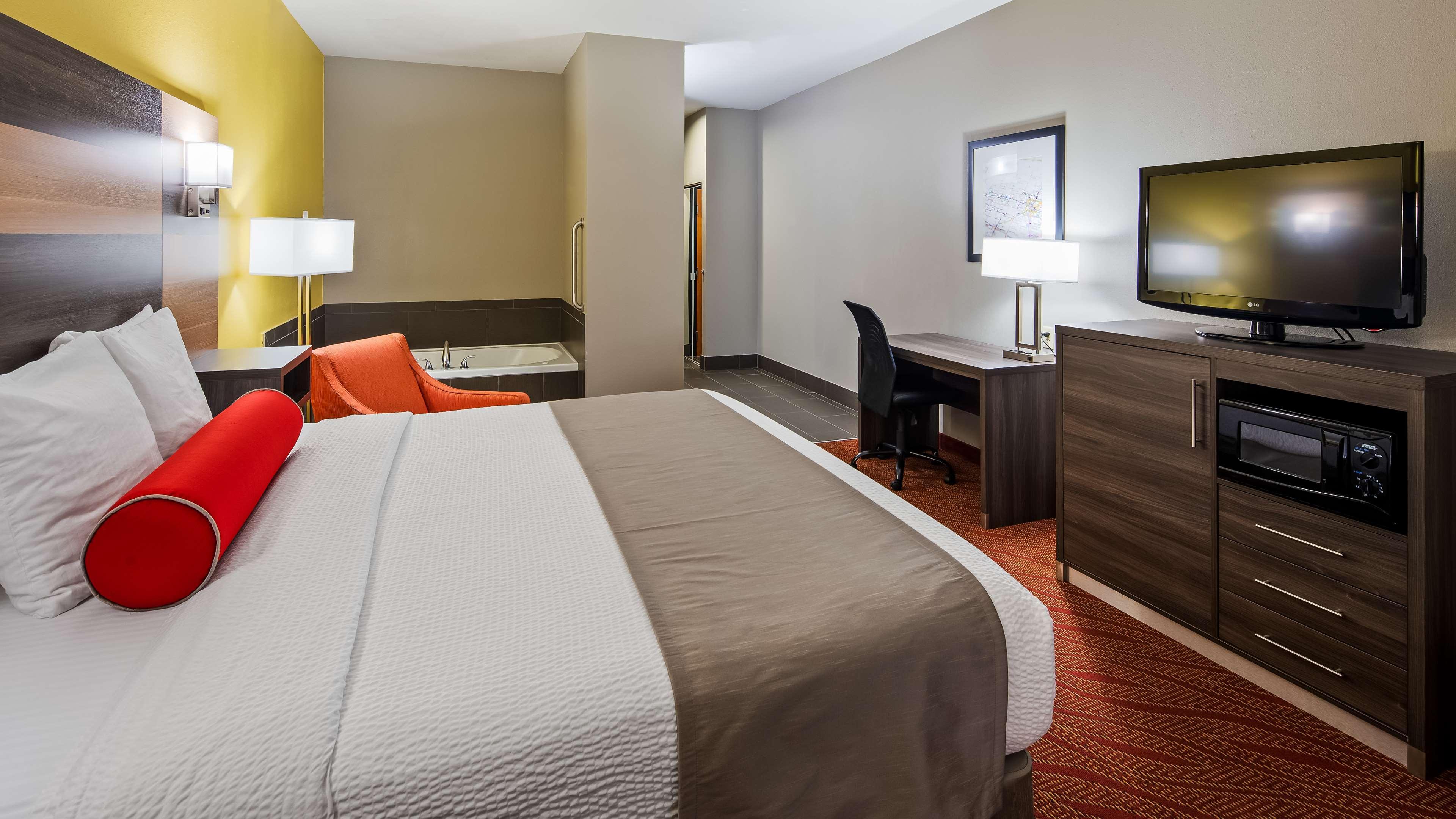 Best Western Plus Midwest City Inn & Suites Esterno foto