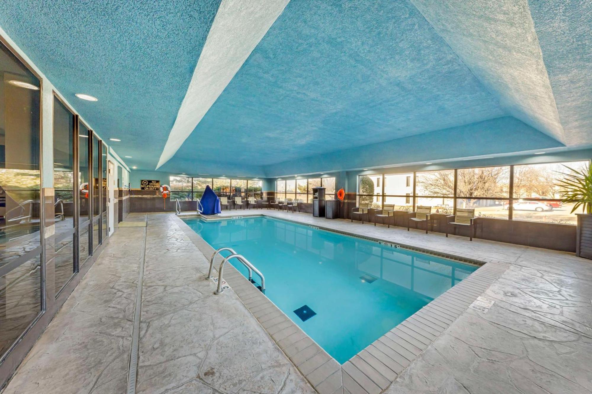 Best Western Plus Midwest City Inn & Suites Esterno foto