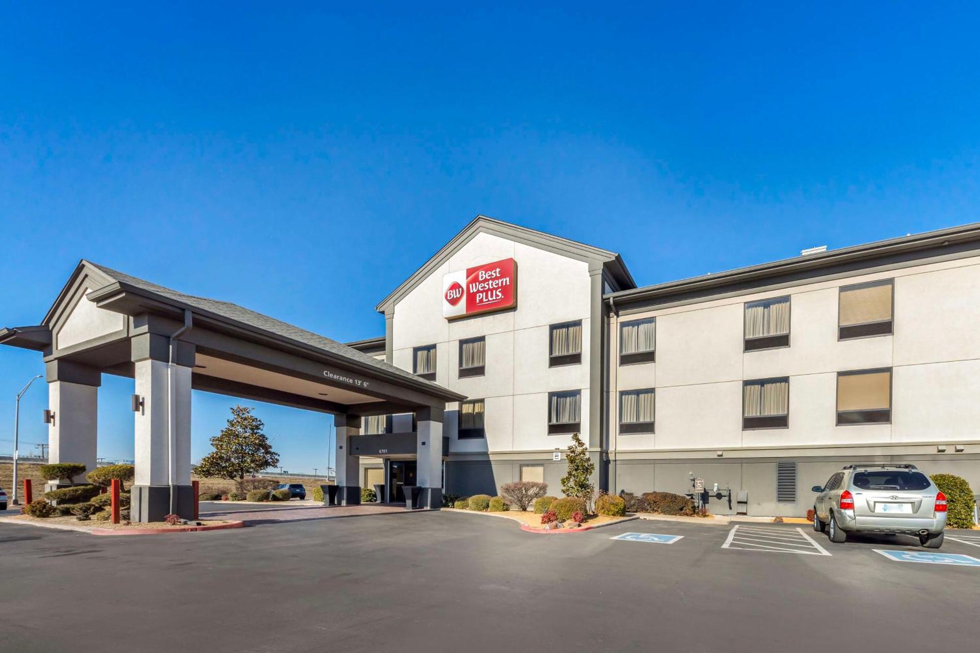 Best Western Plus Midwest City Inn & Suites Esterno foto