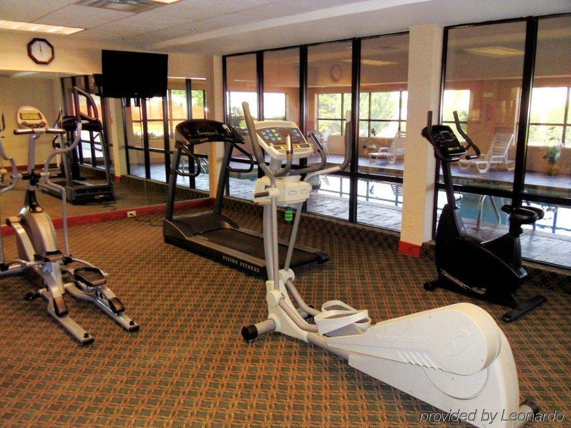 Best Western Plus Midwest City Inn & Suites Servizi foto