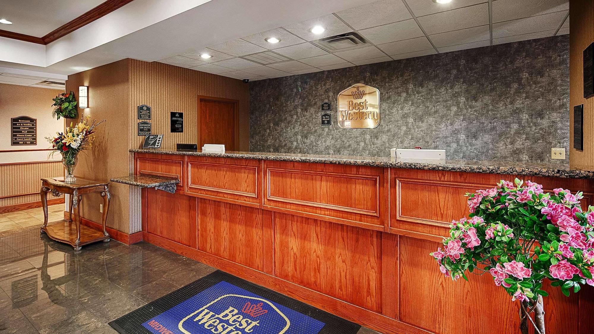 Best Western Plus Midwest City Inn & Suites Esterno foto